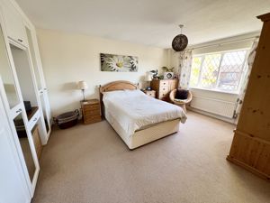 Photo 18- click for photo gallery